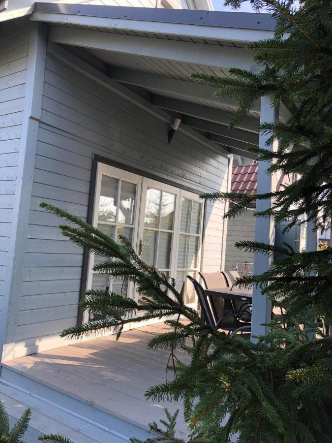 Domki Kapitanskie Z Prywatnym Polem Do Gry W Mini Golf Rewal Dış mekan fotoğraf