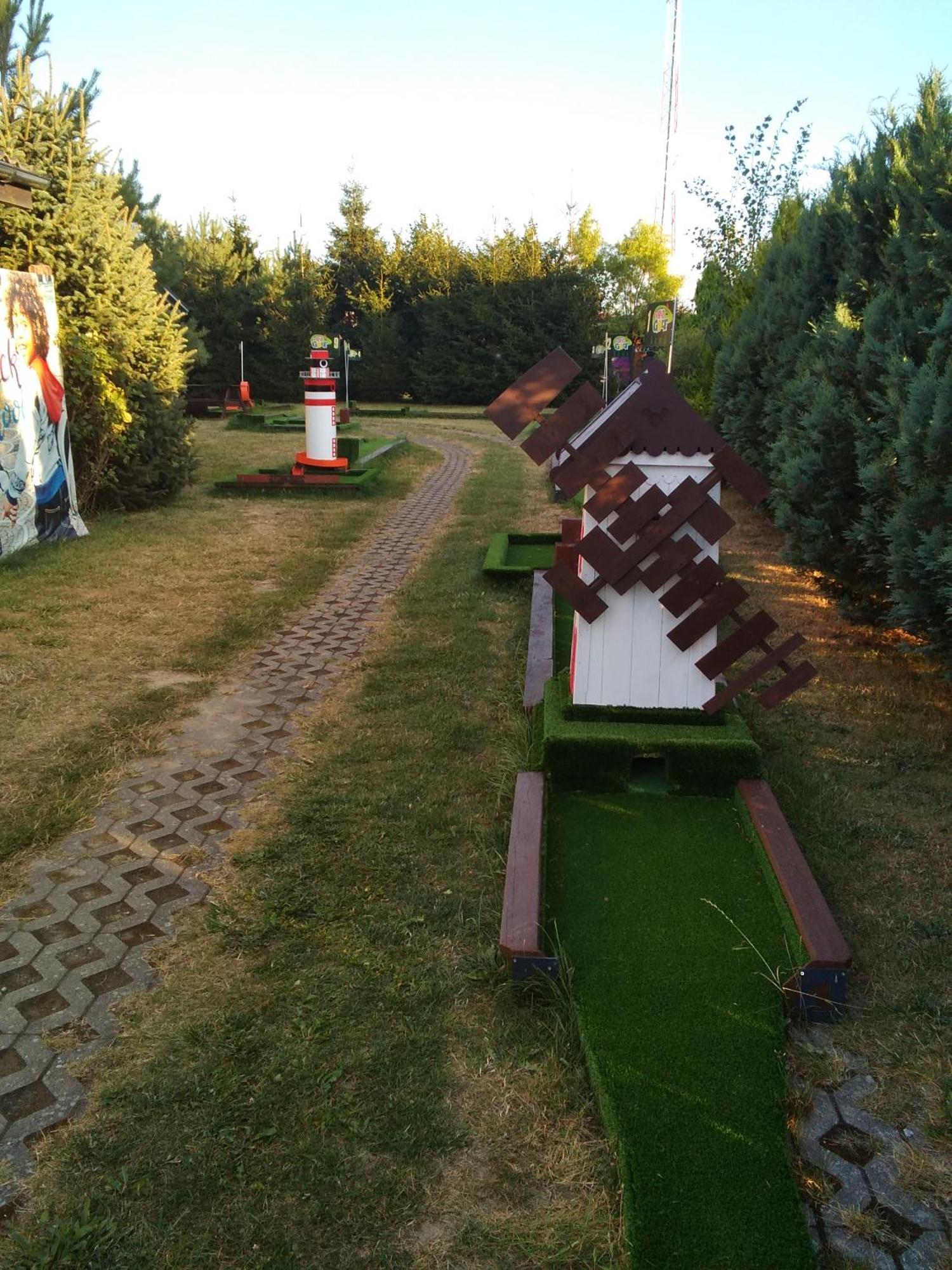Domki Kapitanskie Z Prywatnym Polem Do Gry W Mini Golf Rewal Dış mekan fotoğraf